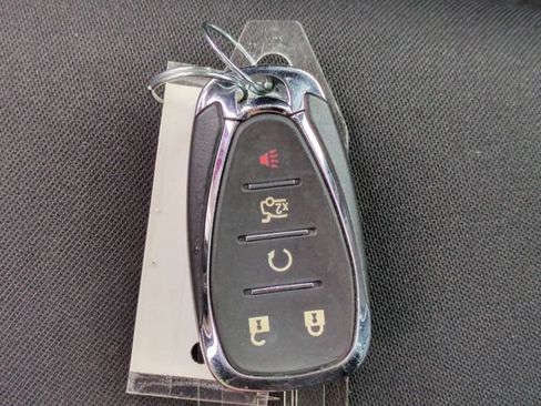 Used 2025 Chevrolet Malibu LT FWD image 32