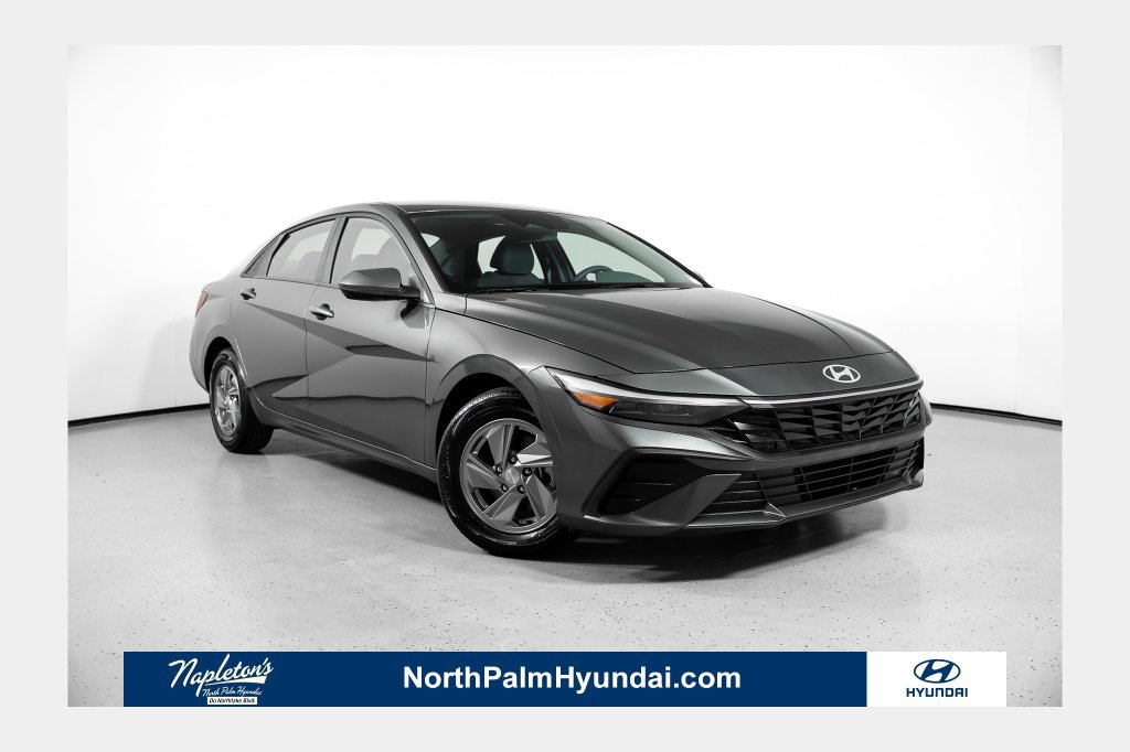 Certified 2026 Hyundai Elantra SE FWD image 1