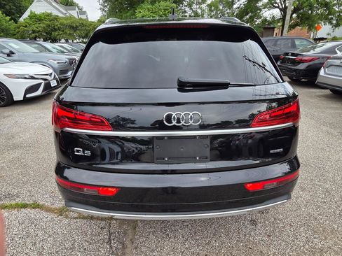 Used 2021 Audi Q5 2.0T Premium Plus w/ Premium Plus Package AWD/4WD image 4