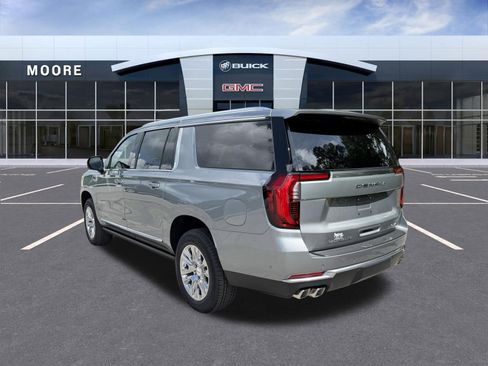 New 2026 GMC Yukon XL Denali w/ Sun & Power Step Package AWD/4WD image 5