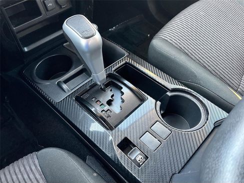 Used 2022 Toyota 4Runner TRD Off-Road image 17