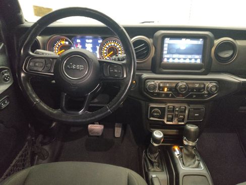 Used 2020 Jeep Wrangler Unlimited Sport S image 22