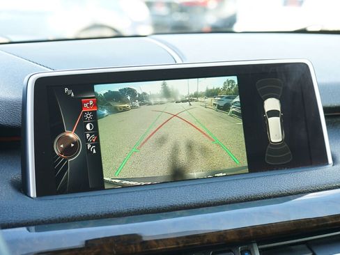 Used 2014 BMW X5 xDrive35d image 20