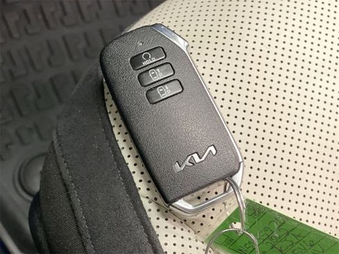 Used 2022 Kia EV6 GT-Line w/ GT-Line White Seat Package image 30