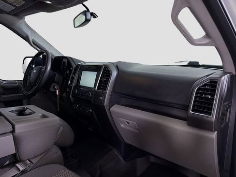 Used 2015 Ford F150 XLT w/ Equipment Group 302A Luxury image 28