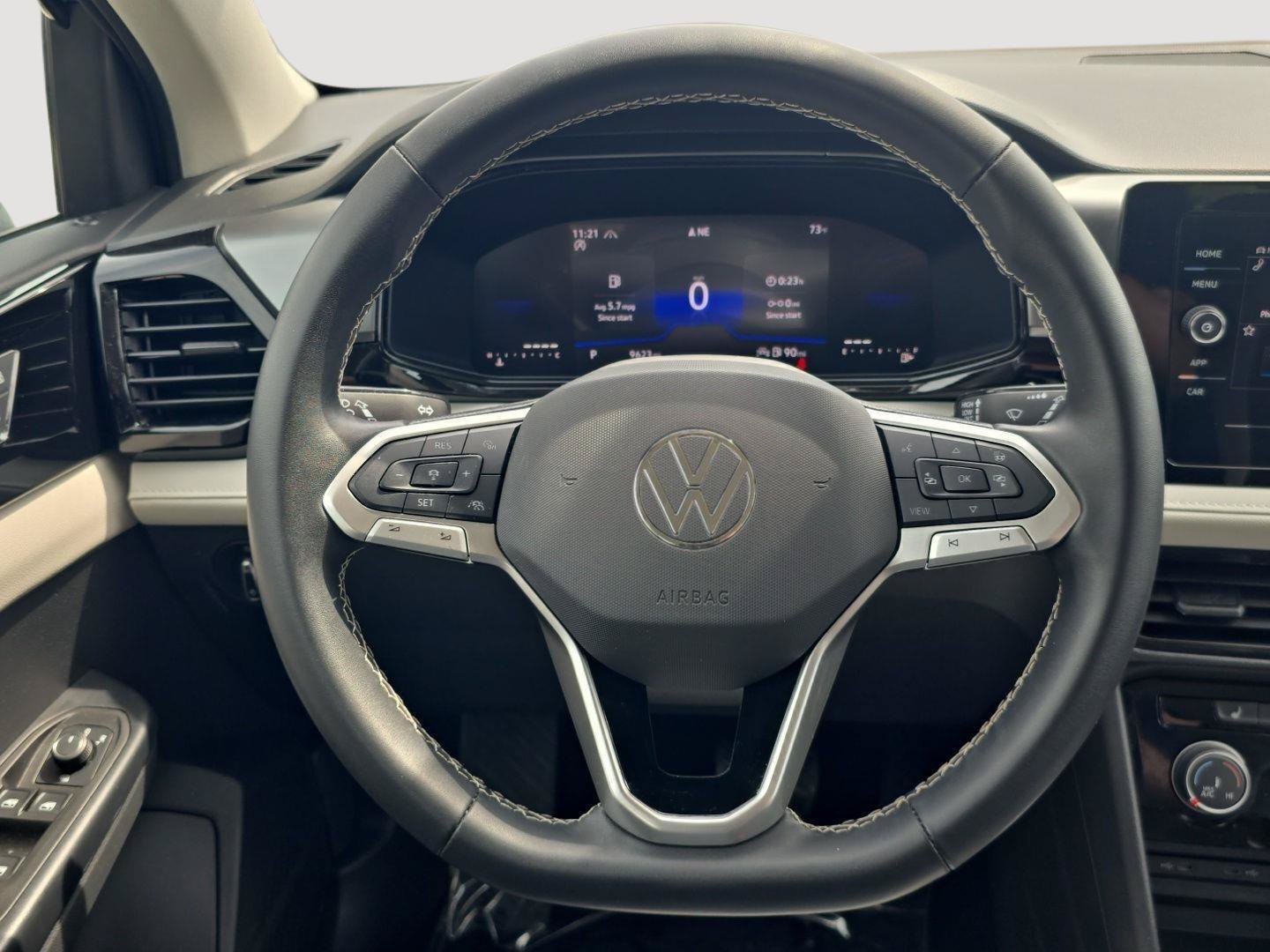 Certified 2025 Volkswagen Taos S AWD/4WD image 17
