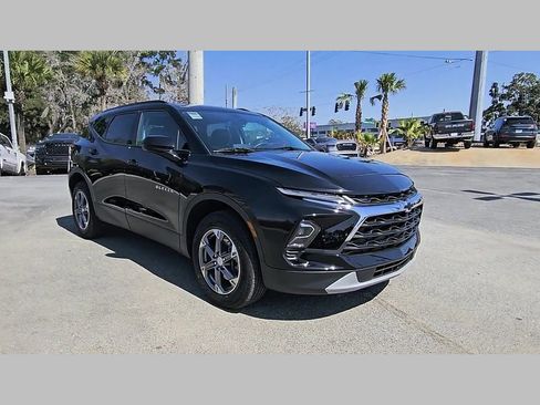 Used 2024 Chevrolet Blazer LT w/ Convenience Package image 35
