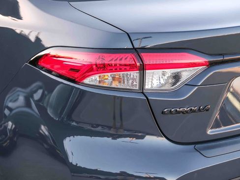Certified 2025 Toyota Corolla LE FWD image 7