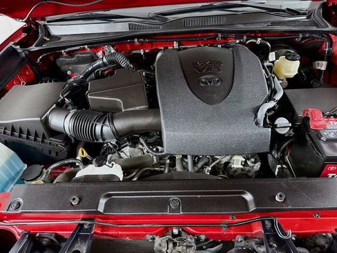 Used 2022 Toyota Tacoma SR5 image 27