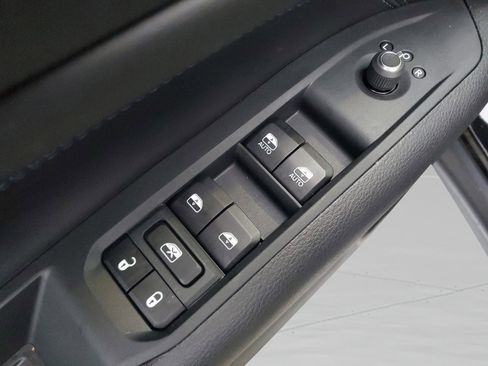 New 2026 Jeep Compass Latitude AWD/4WD image 7