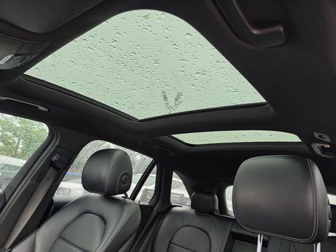 Used 2018 Mercedes-Benz GLC 300 image 23