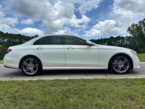 Used 2018 Mercedes-Benz E 300 w/ Premium 1 Package image 4