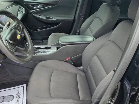 Used 2022 Chevrolet Malibu LT image 8