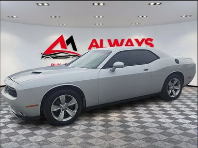 Used 2020 Dodge Challenger SXT w/ Driver Convenience Group