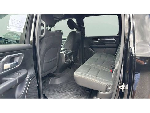 Used 2020 RAM 1500 Big Horn AWD/4WD image 11