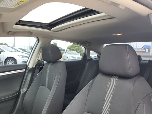 Used 2017 Honda Civic EX image 16