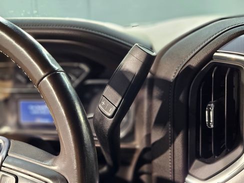 Used 2020 GMC Sierra 1500 SLT w/ SLT Premium Package image 30