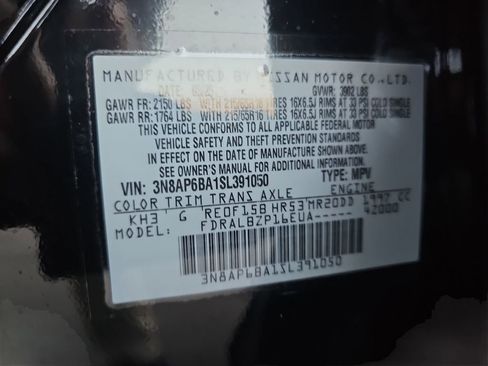 Used 2025 Nissan Kicks S image 23