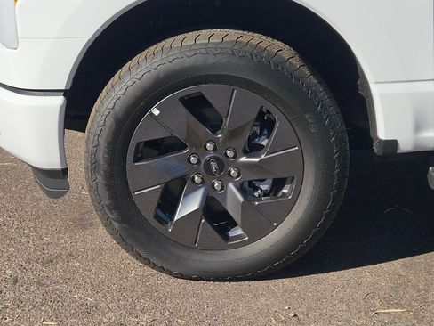 New 2025 Ford F150 Lightning Flash image 7