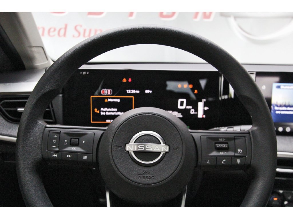 Used 2026 Nissan Kicks SV w/ SV Premium Package FWD image 14