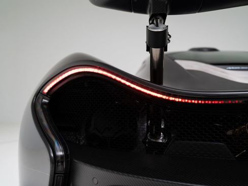 Used 2015 McLaren P1 RWD image 58