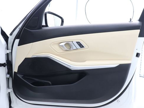 Used 2023 BMW 330i Sedan image 40