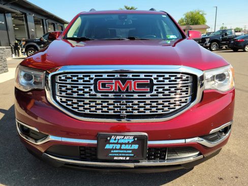 Used 2018 GMC Acadia Denali w/ Technology Package AWD/4WD image 2