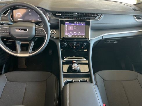 New 2025 Jeep Grand Cherokee L Laredo w/ Luxury Tech Group I image 13