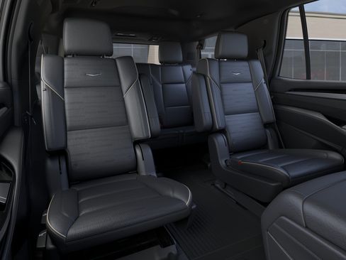 New 2026 Cadillac Escalade Luxury w/ Touring Package AWD/4WD image 17