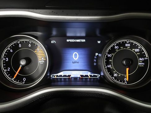 Used 2017 Jeep Cherokee Overland AWD/4WD image 43