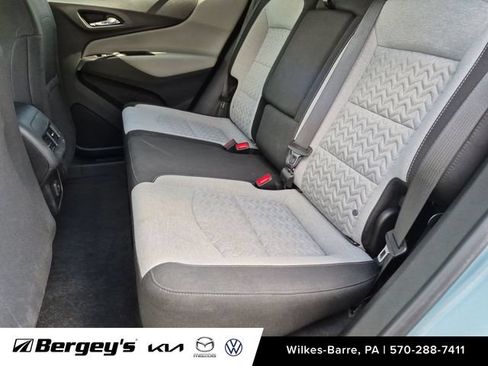 Used 2022 Chevrolet Equinox LT AWD/4WD image 23
