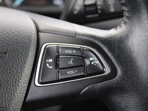 Used 2018 Ford EcoSport SE w/ SE Convenience Package image 31