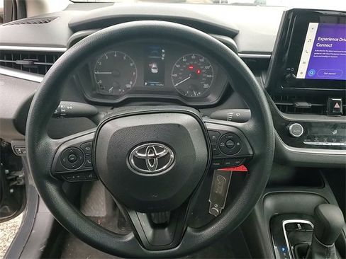 Certified 2025 Toyota Corolla LE image 12