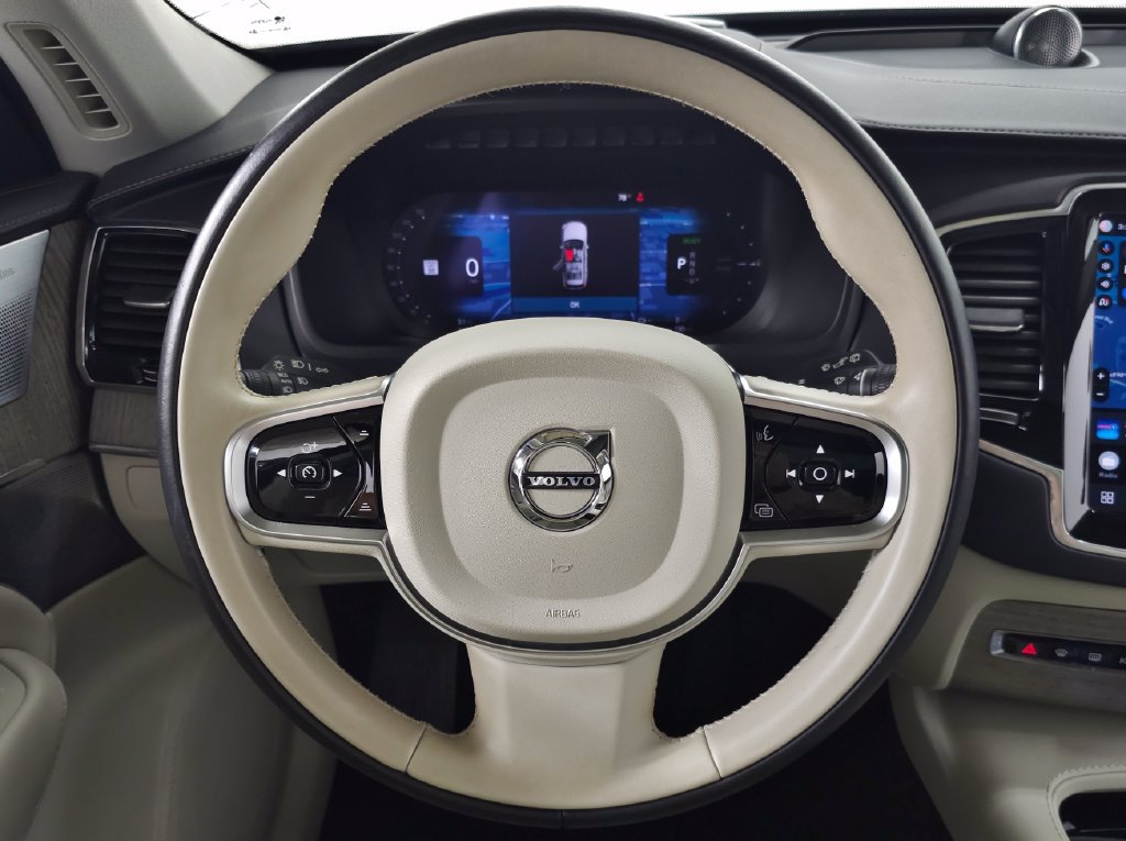 Used 2024 Volvo XC90 T8 Ultimate AWD/4WD image 19