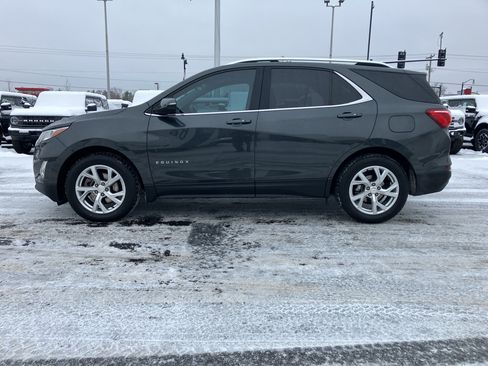 Used 2019 Chevrolet Equinox LT w/ Sun & Navigation Package image 5