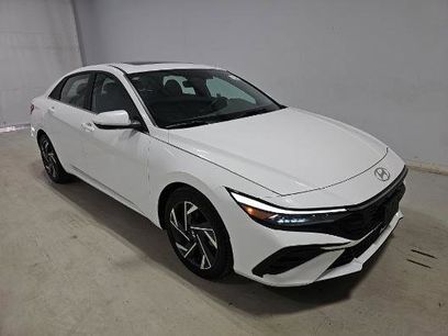 Used 2025 Hyundai Elantra SEL