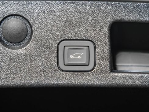 New 2026 Chevrolet Equinox LT w/ Convenience Package II image 10