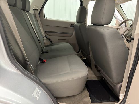 Used 2011 Ford Escape XLS w/ 102A Rapid Spec Order Code AWD/4WD image 15
