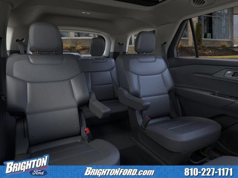 Used 2026 Ford Explorer Active w/ Active Comfort Package AWD/4WD image 11