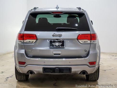 Used 2018 Jeep Grand Cherokee Overland AWD/4WD image 7