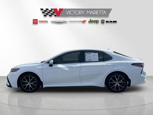 Certified 2023 Toyota Camry SE w/ Cold Weather Package AWD/4WD image 2