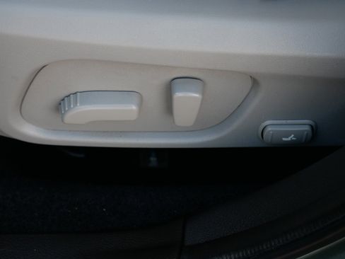 Used 2015 Subaru Forester 2.5i Limited image 19