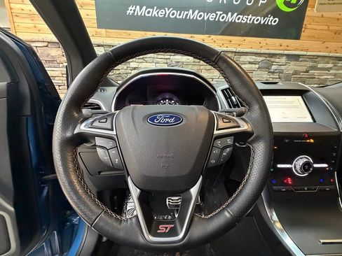 Used 2020 Ford Edge ST w/ Equipment Group 401A image 17