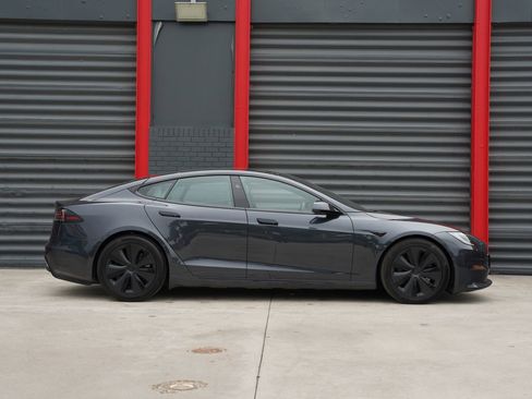 Used 2024 Tesla Model S AWD/4WD image 12