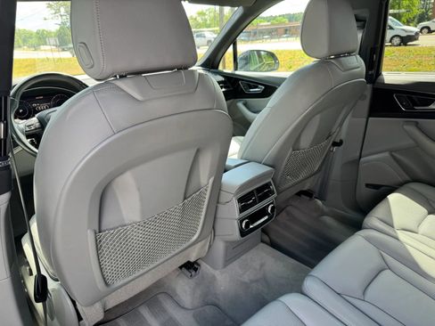 Used 2017 Audi Q7 3.0T Prestige AWD/4WD image 18