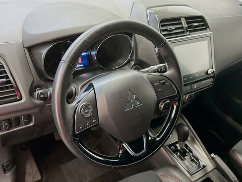 Used 2024 Mitsubishi Outlander Sport AWD image 18