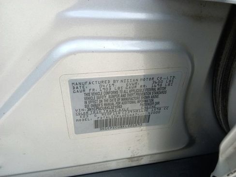 Used 2019 Nissan Kicks SV FWD image 19