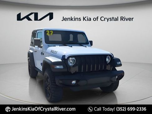 Used 2022 Jeep Wrangler Sport AWD/4WD image 17