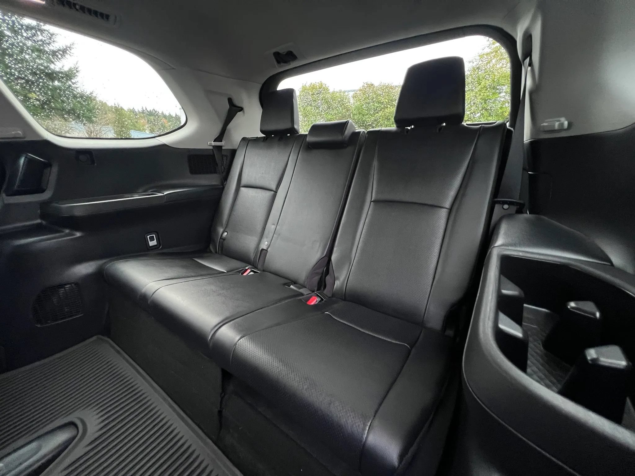 Used 2024 Toyota Grand Highlander AWD Hybrid image 43