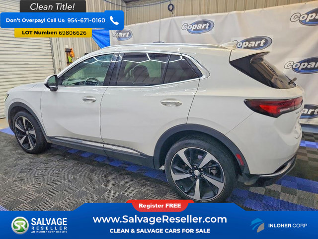 Used 2021 Buick Envision Essence w/ Technology Package I FWD image 3